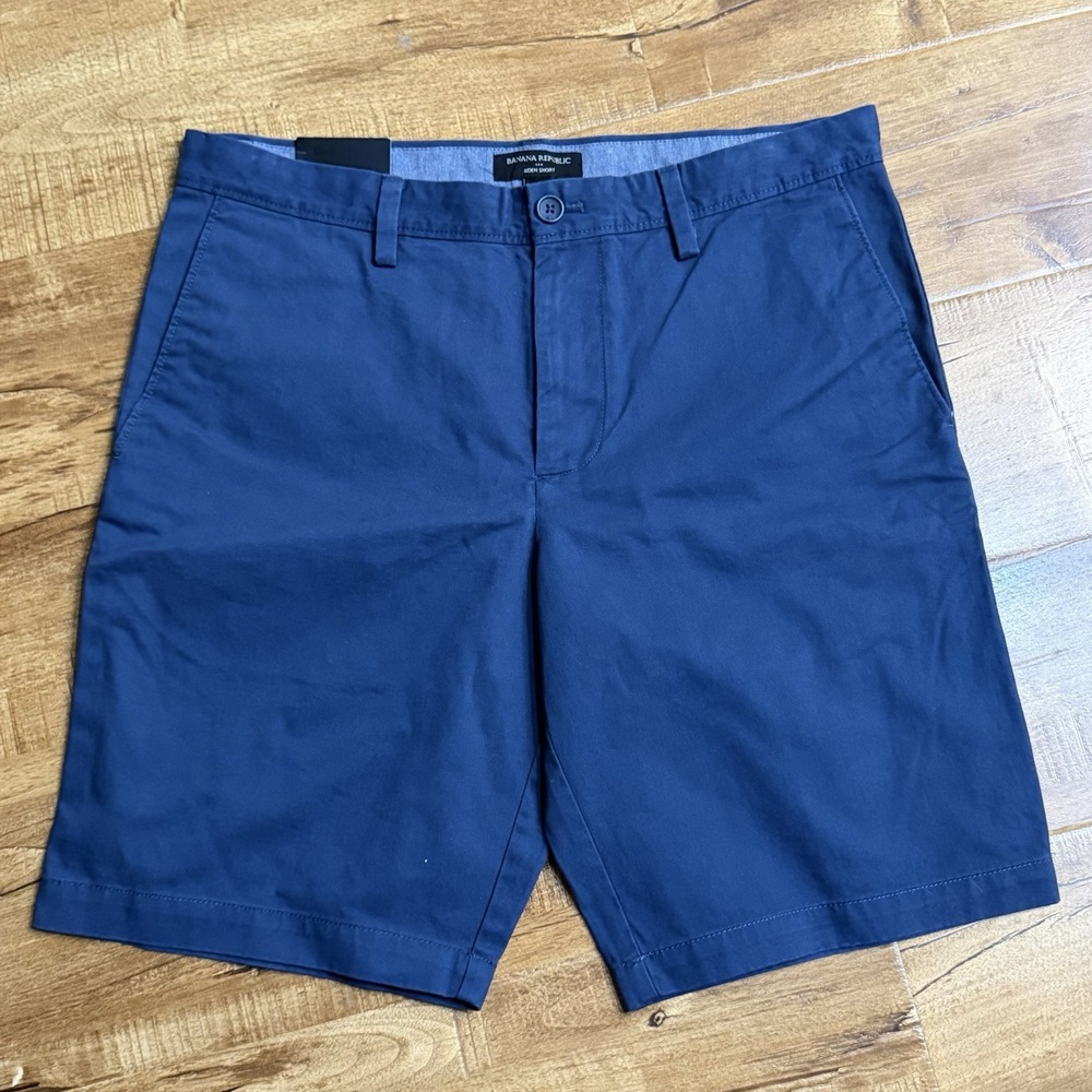 Banana Republic Men's Aiden Chino Shorts 32 Blue Flat Front - NEW!